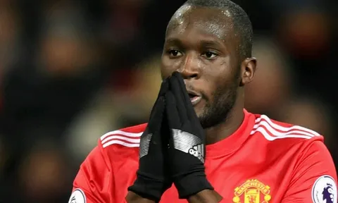 Gary Neville chỉ ra yếu tố khiến Lukaku sa sút