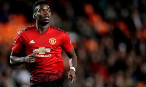 Gary Neville: "Điều Pogba làm với Mourinho hoàn toàn rác rưởi"