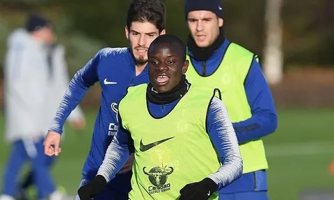 Gạt đi Tottenham, Chelsea chuẩn bị cho trận derby London khác