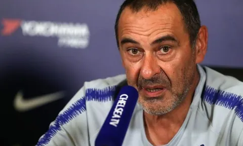Bất ngờ với 2 cầu thủ HLV Sarri yêu cầu lãnh đạo Chelsea giữ lại