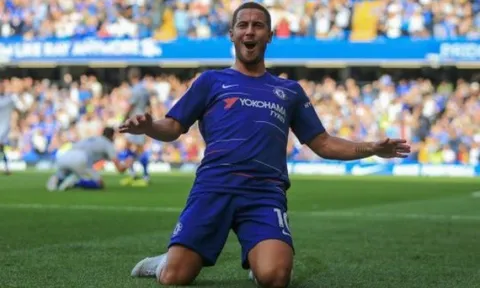 Maurizio Sarri tiết lộ một vấn đề của Eden Hazard tại Chelsea