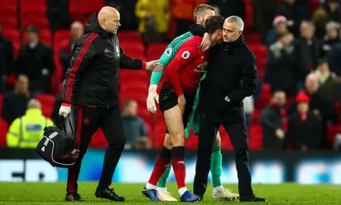 Hòa Crystal Palace, Mourinho báo tin buồn từ 'cầu thủ xuất sắc nhất'