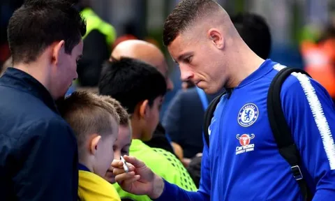 Sarri tiết lộ vì sao Barkley lỡ trận Chelsea đấu Fulham