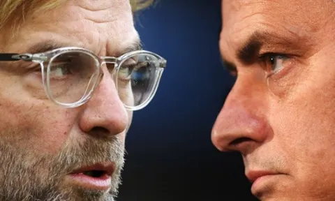 Klopp nói lời bất ngờ về chiến thuật dựng xe bus của Mourinho và Man Utd