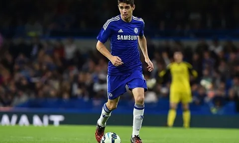 10 'bùa may mắn' Ngoại hạng Anh: Chelsea chiếm đến 4 cái tên