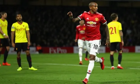 3 điều Man Utd nên làm để 'kéo sập' Vicarage Road