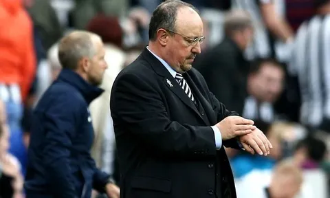 Ghế HLV tại Leicester lung lay, Benitez đã được nhắc đến