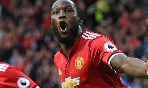 Ghi 5 bàn sau 5 trận, Lukaku sáng ngang Van Persie và Saha