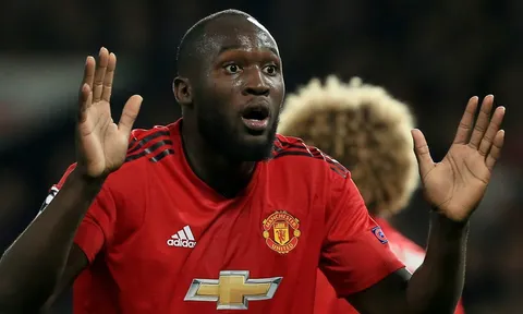 Giá như MU có tiền đạo giỏi hơn Lukaku