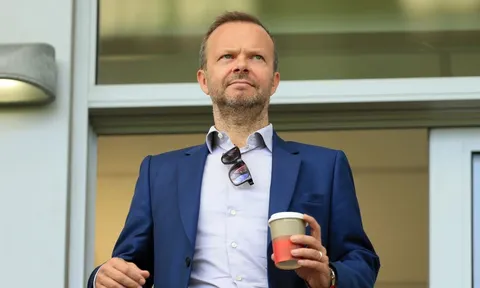 Giận Mourinho, Woodward chặn đường đến M.U của 'người phát hiện' Mbappe