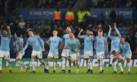 Giây phút vỡ òa của các cầu thủ Man City khi đánh bại Leicester trên chấm 11m