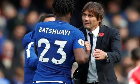 Giờ thì vị thế của Batshuayi đã ngang bằng Morata