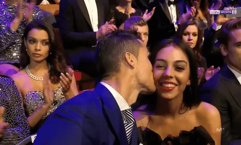 Giới tính đứa con thứ 4 của Cristiano Ronaldo đã được tiết lộ