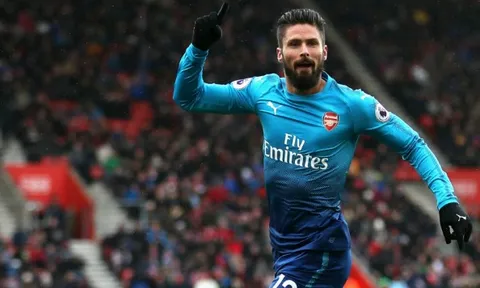 Giroud CHÍNH THỨC san bằng kỉ lục khủng của Solskjaer