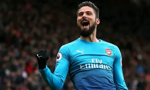 Giroud là Siêu tiền đạo của Ngoại hạng Anh