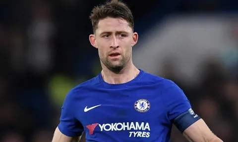 Giroud năn nỉ Cahill đừng rời Chelsea