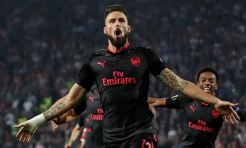 Giroud - Sát thủ đang bị Wenger lãng quên