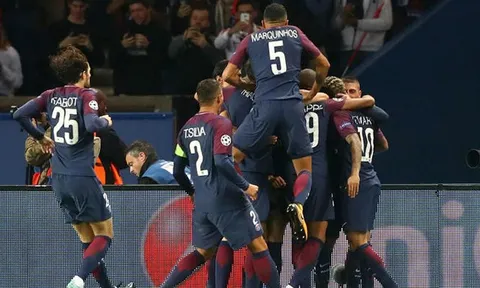 Góc HLV Nguyễn Văn Sỹ: Bayern Munich thua PSG 3 bàn là còn ít