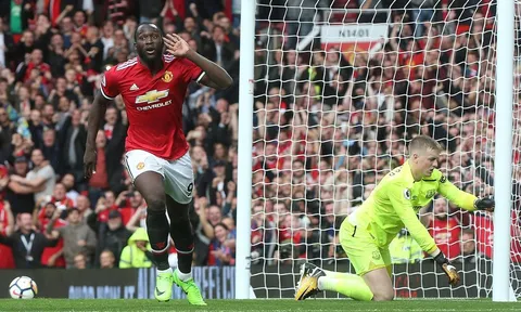 Góc HLV Phan Thanh Hùng: Đáng sợ M.U, Man City; Liverpool hãy quên chức vô địch