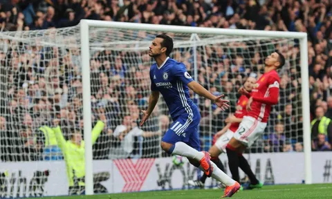 Góc HLV Phan Thanh Hùng: M.U gãy cánh; Không thể cản Man City