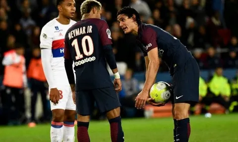 Góc HLV Trần Minh Chiến: PSG và Barca sẽ gặp nhiều thách thức