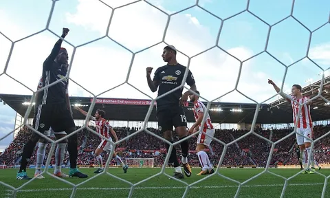 Góc nhìn: Man Utd sẽ khó bay cao vì bệnh... 'viêm cánh'