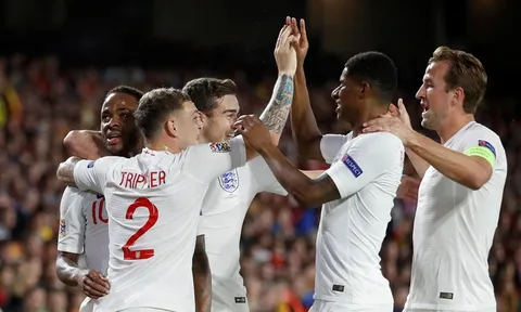 Góc Tam sư: Vẫn thiếu một bộ não như Ozil, De Bruyne
