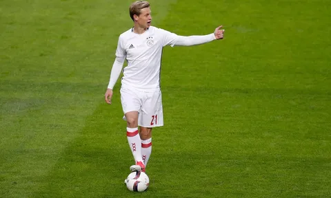 Góc tuyển trạch: Frenkie De Jong - người tái sinh vị trí Libero
