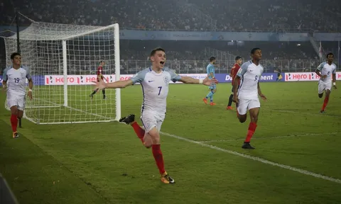 Góc tuyển trạch: Phil Foden - ngọc thô Man City chinh phục cả thế giới