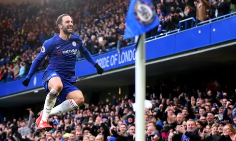 Tân binh Chelsea hạnh phúc khi được làm việc cùng Sarri