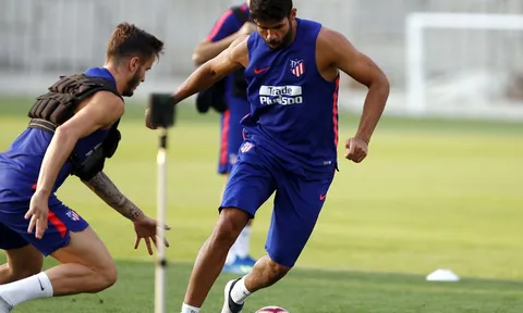 Griezmann rạng rỡ, Diego Costa căng thẳng nóng lòng nổ súng