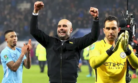 Guardiola chỉ thị Man City tiếp tục làm điều khiến Mourinho điên tiết