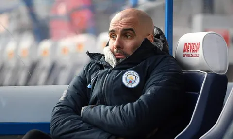 Guardiola nói gì khi Man Utd là vật cản trong cuộc đua vô địch với Liverpool