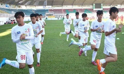 Khóa 4 HAGL tố chất ngang lứa Công Phượng, thắng như chẻ tre