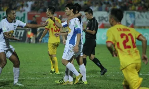 HAGL thua "sấp mặt" cũng chẳng sao