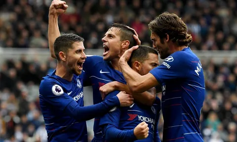Hạ bệ Newcastle, Hazard giờ chỉ kém mỗi Lampard và Drogba
