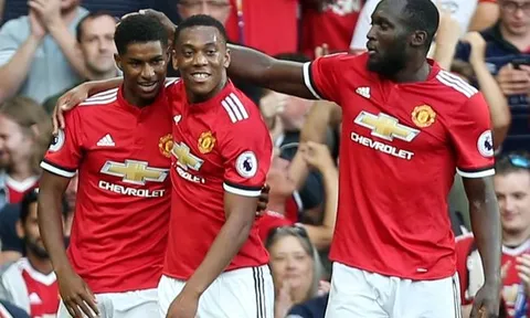 'Hàng dạt' Arsenal suýt bĩnh ra quần, gọi tiền đạo M.U là "quái vật đích thực"