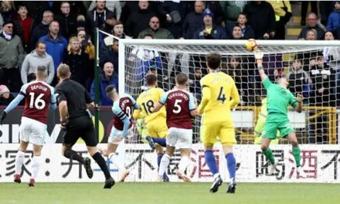 5 điểm nhấn Burnley 0-4 Chelsea: Hart là số 1, Hazard không còn quan trọng?
