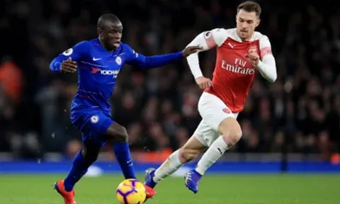 Hậu derby London, huyền thoại Arsenal lên tiếng bênh sao Chelsea