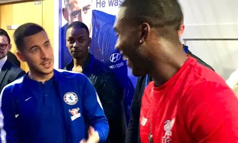 Đây, 15 từ bất ngờ Hazard nói với Sturridge sau trận hòa đáng tiếc