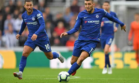 "Hazard hỏi tôi cuộc sống ở Real Madrid thế nào"