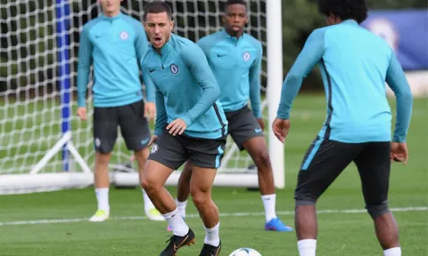 Hazard máu lửa tập luyện, chờ hiệu lệnh của Conte