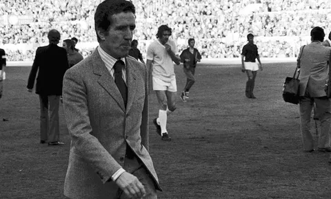Helenio Herrera: Khoảng tối đằng sau một thiên tài