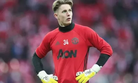 Sao 21 tuổi của Man Utd công khai bật lại Mourinho