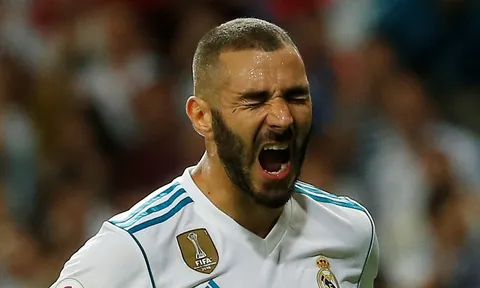 Hết Bale, đến lượt Benzema cần Zidane bảo vệ