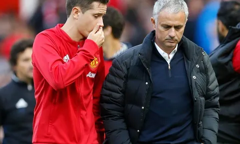 Chưa chốt tương lai ở M.U, Herrera gửi tối hậu thư đến Mourinho
