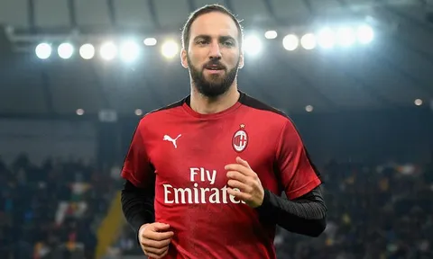 Higuain ra sân trước Tottenham, Sarri đã có câu trả lời