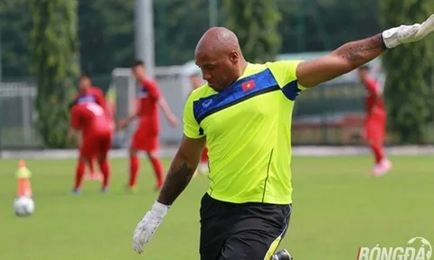 "Thủ môn lứa U19 đủ tiềm năng chơi bóng ở Châu Âu"