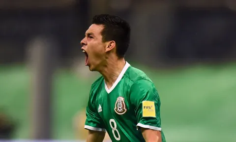 Hirving Lozano khiến hàng thủ tuyển Bỉ khốn đốn