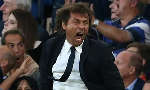 HLV Antonio Conte ăn mừng điên cuồng trận gặp Atletico Madrid